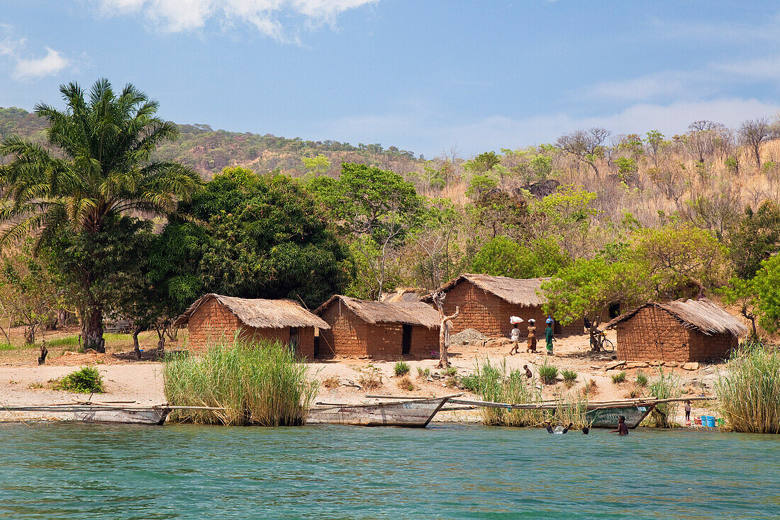 Kalolwa, village at lake Tanganyika, Mahale Mountains National Park, Tanzania, East Africa, Africa