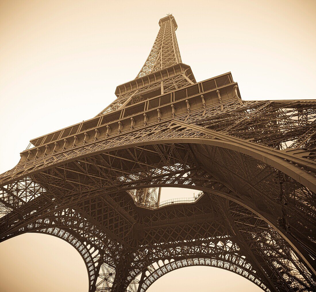 Eiffel Tower´s iron lattice work Iron Lady