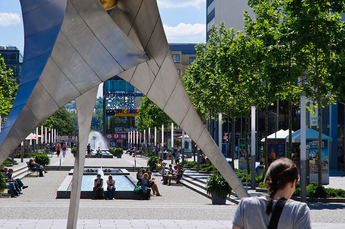 Einkaufsstraße und Fußgängerzone, Prager Straße, Dresden, Sachsen, Deutschland