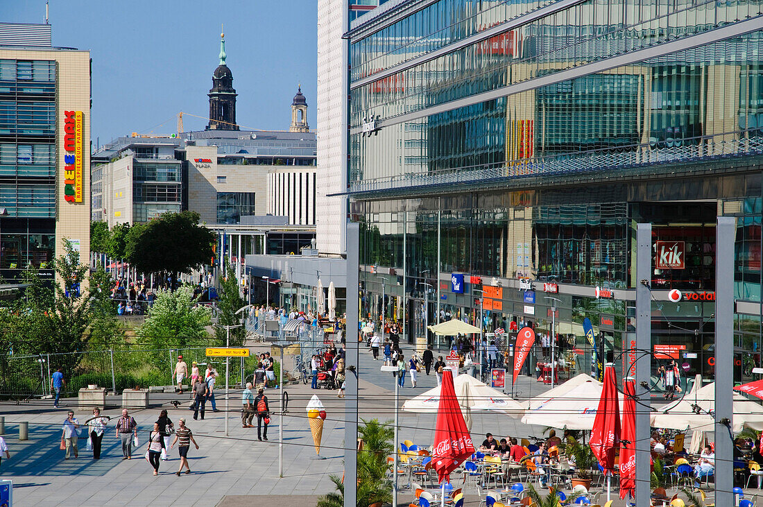 Wiener Platz and Prager Strasse, pedestrian zone and shopping street, Dresden, Germany