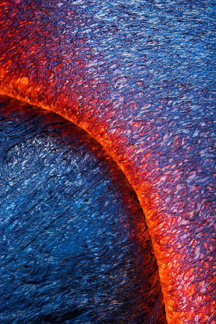 Hawaii, Big Island, Hawaii Volcanoes National Park, Kilauea Volcano, Detail of molten pahoehoe lava flow.