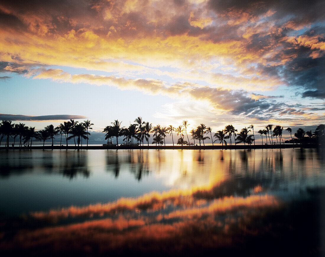 Hawaii, Big Island, South Kohala, Anaeho'omalu Bay, dramatic and colorful sunset sky.