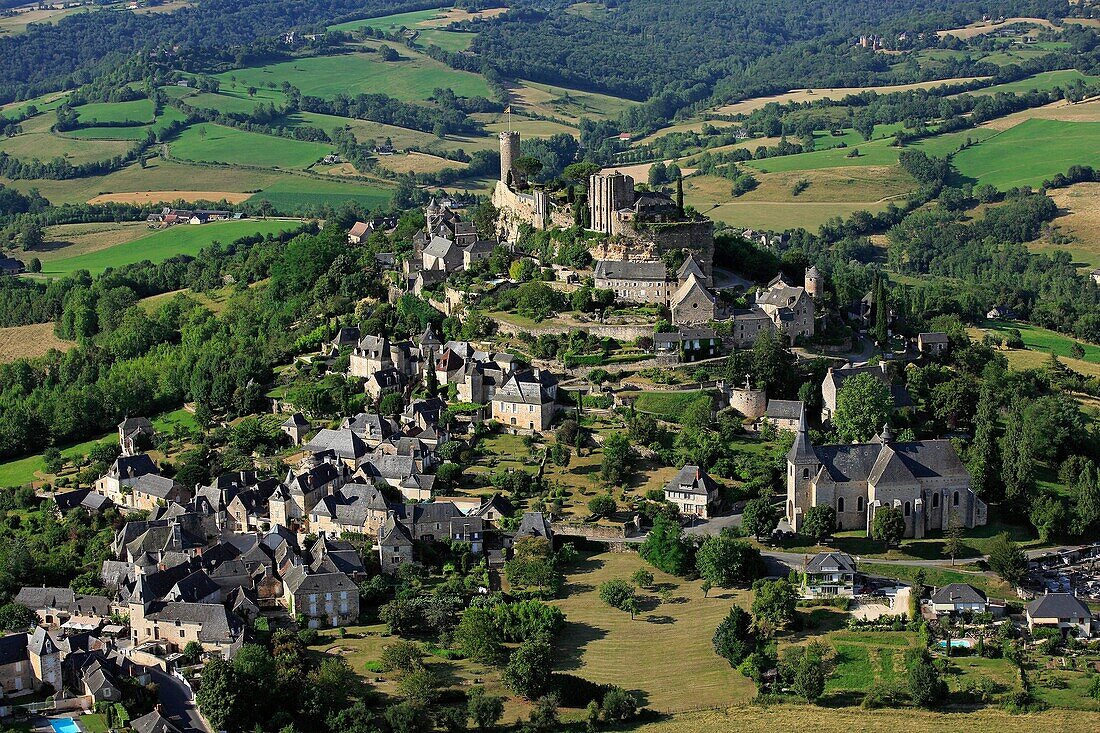 France, Corrèze (19), Turenne village, perched on a mound or tower culminates Caesar, Turenne is ranked among the most beautiful villages in France (photo aériene)