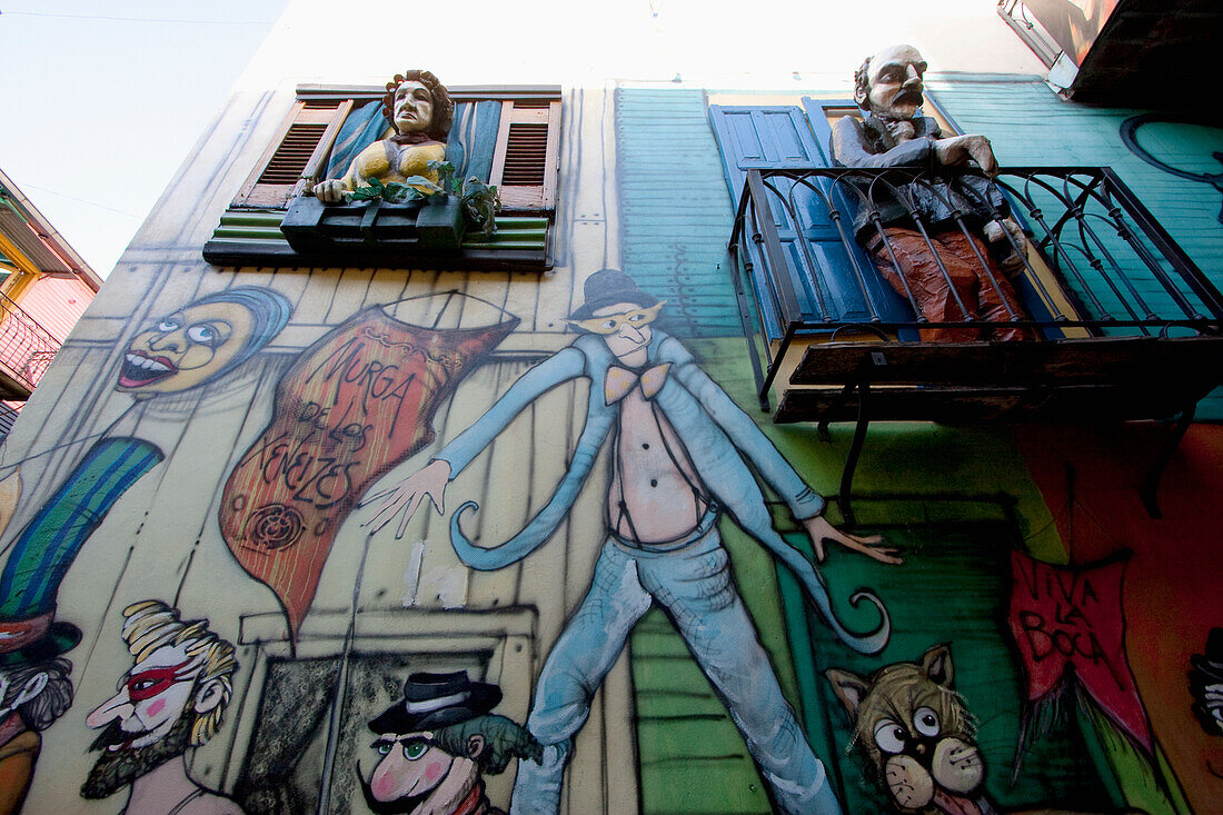 Giant puppets at the Conventillo Corazon del Tango, Barrio La Boca, Buenos Aires, Capital Federal, Argentina