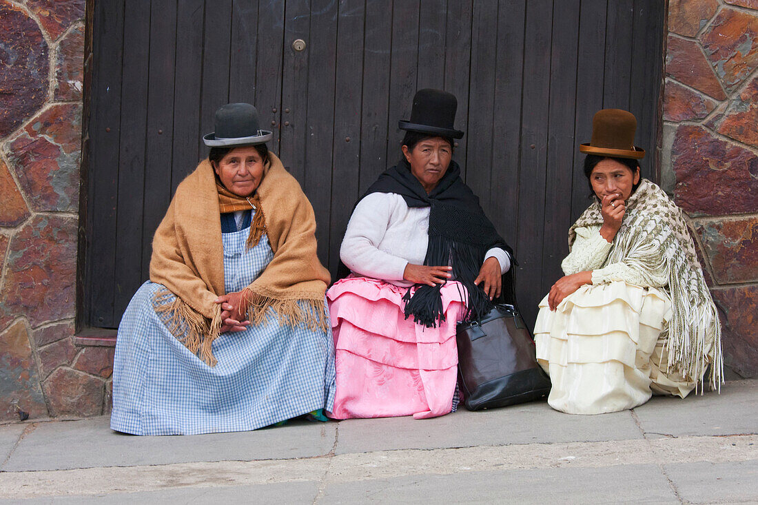 Aymara women, La Paz, Bolivia