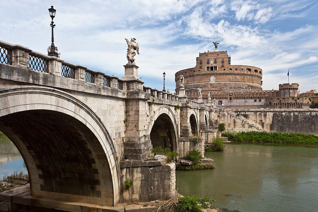 The Tevere River and the Castle of St  Angelo in Rome, Italy