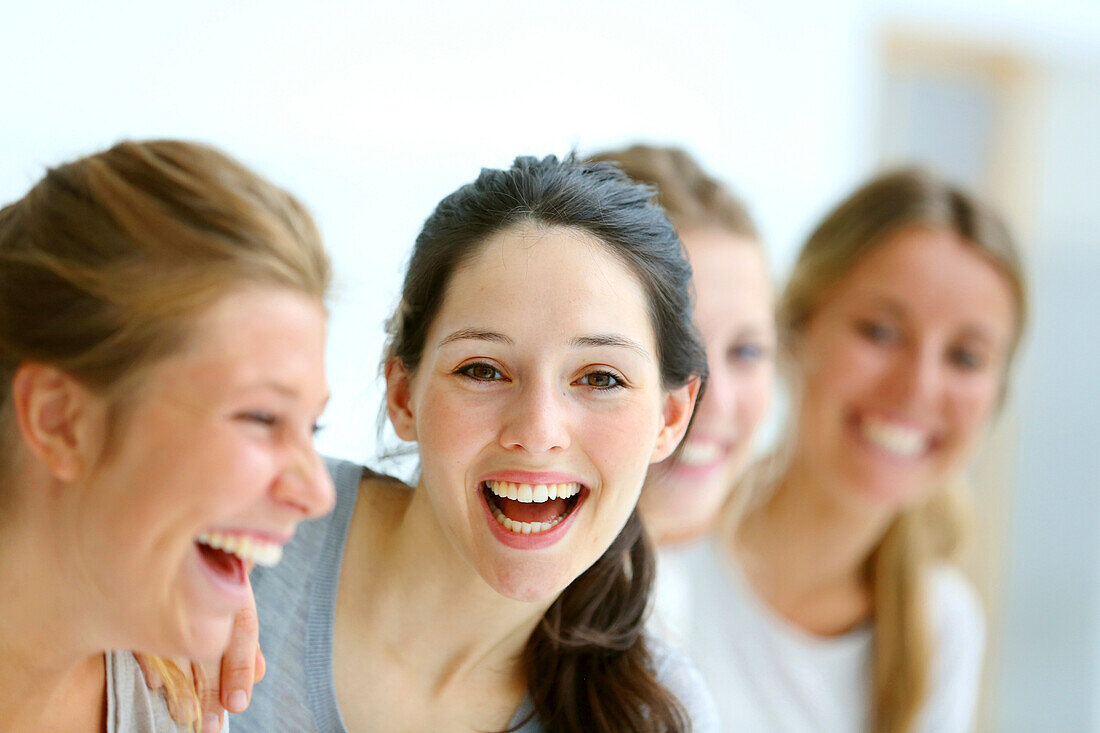 Studenten, Fakultät für Wirtschaft, UPV, EHU, Universität des Baskenlandes, San Sebastian, Donostia, Gipuzkoa, Baskenland, Spanien