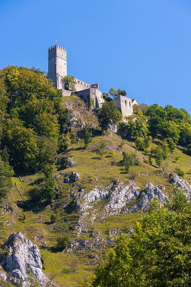 Ruins of Randeck castle in Essing, Bavaria, Germany, Europe