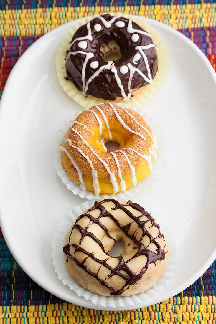 Baked Donuts With Icing