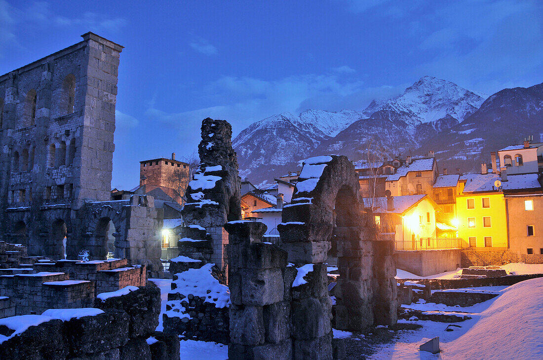 römische Ausgrabungen in Aosta, Aostatal, Nord-Italien, Italien