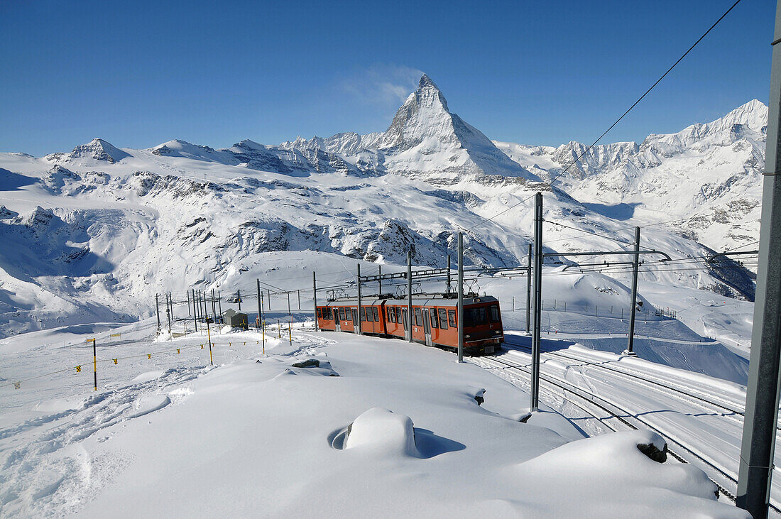 Gornergradbahn mit Matterhorn, Skigebiet Zermatt, Wallis, Schweiz