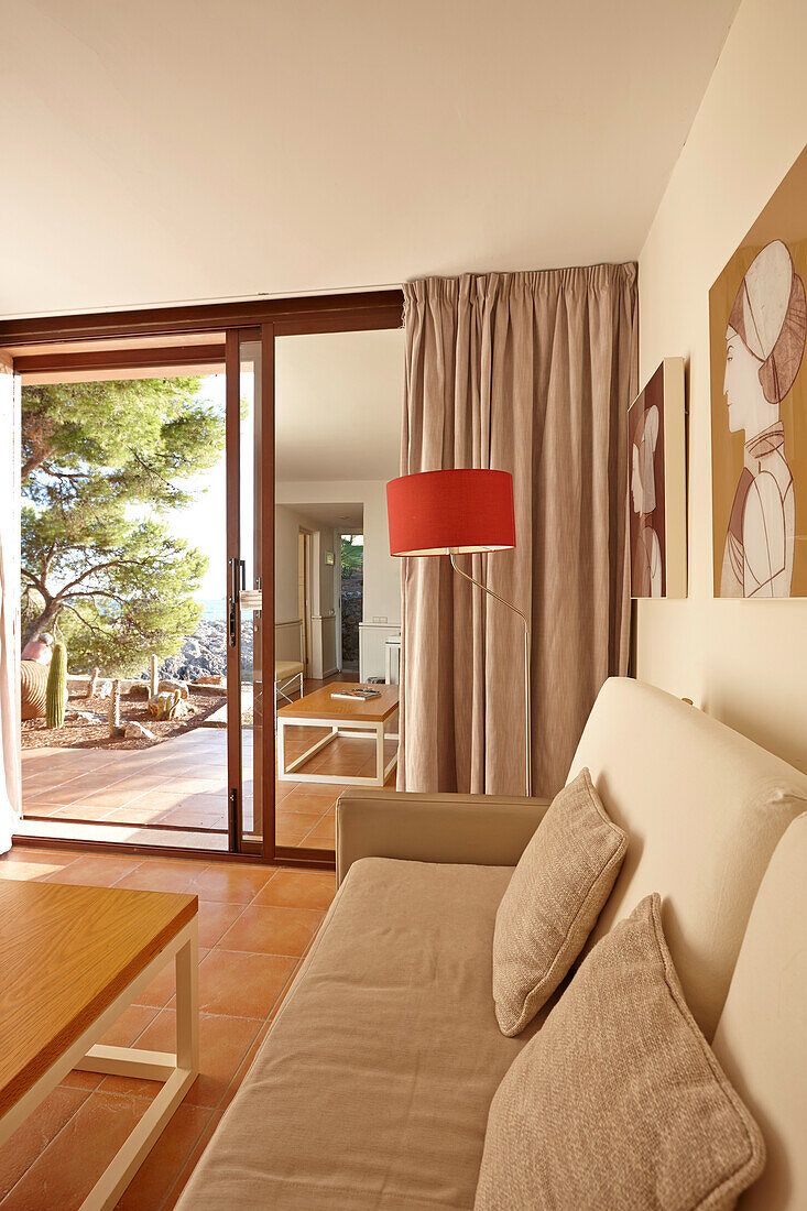 Wohnzimmer einer Villa Deluxe, Punta Negra H10 Hotel, bei Portals Nous, westl. Palma, Mallorca, Balearen, Spanien