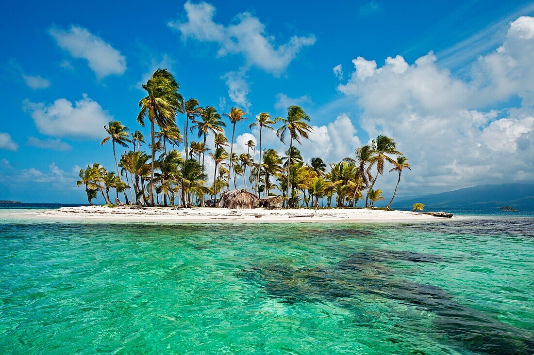 Sichirdup island isla Hormiga, San Blas Islands also called Kuna Yala Islands, Panama.