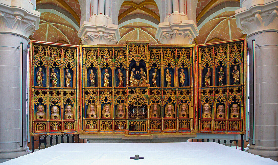 Altar in Abtei Marienstatt, 13th century, Nistertal, Streithausen, Westerwald, Rhineland-Palatinate, Germany, Europe