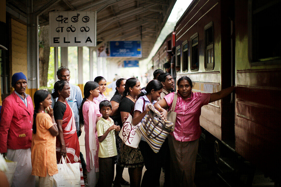 Passengers standing on a platform, Ella, Badulla District, Uva Province, Sri Lanka