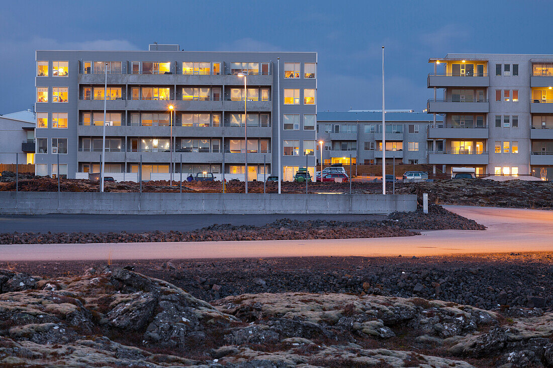 Wohnhüuser, Lavafeld, Hafnarfjörður, Hauptstadtregion, Island