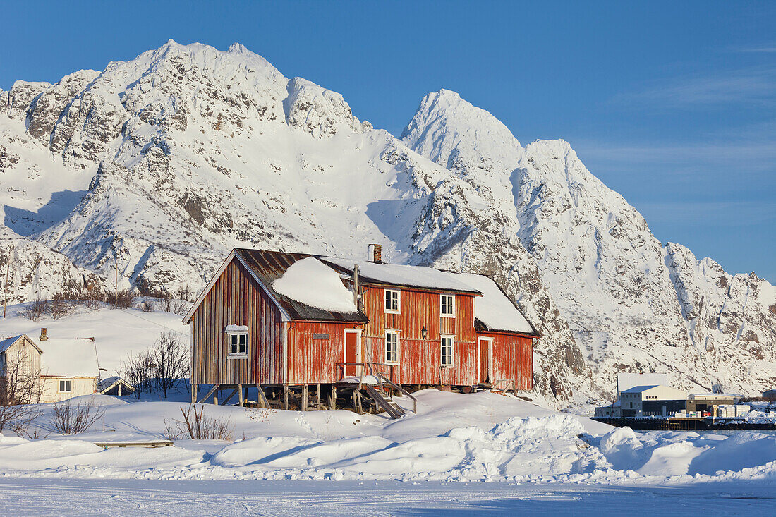 Henningsvaer, Ausvagoya, Lofoten, Nordland, Norway