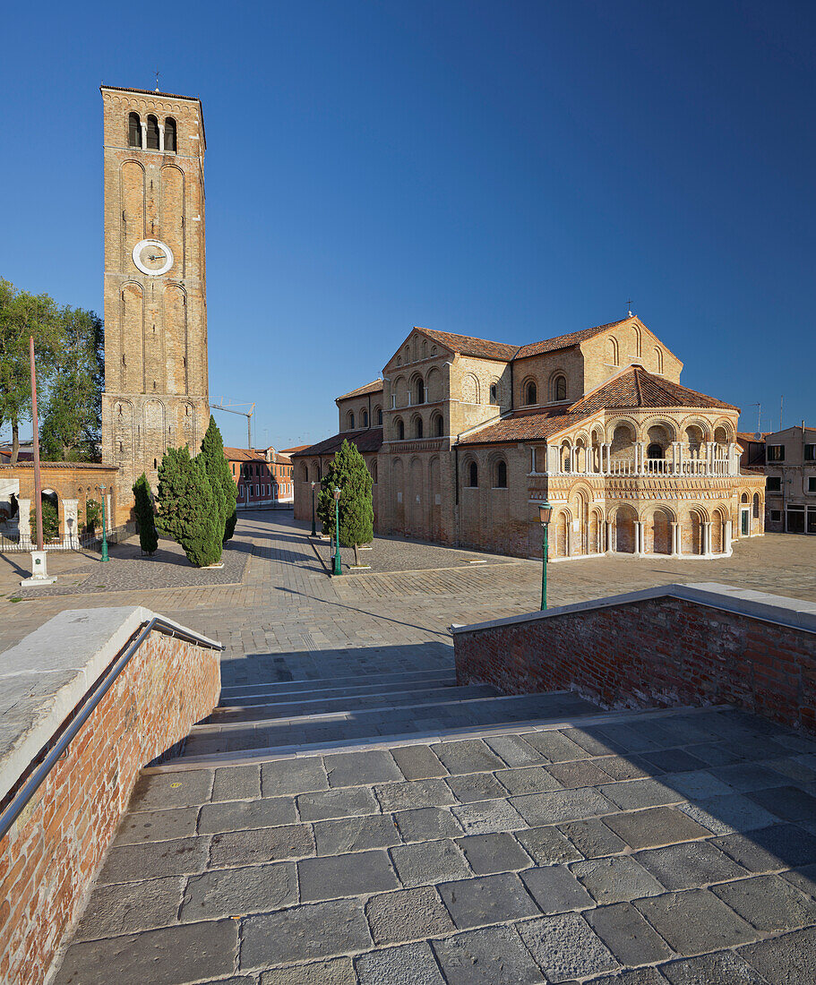 Brücke zu der Kirche Santa Maria e San Donato, Canale di San Donato, Ponte San Donato, Murano, Venedig, Italien