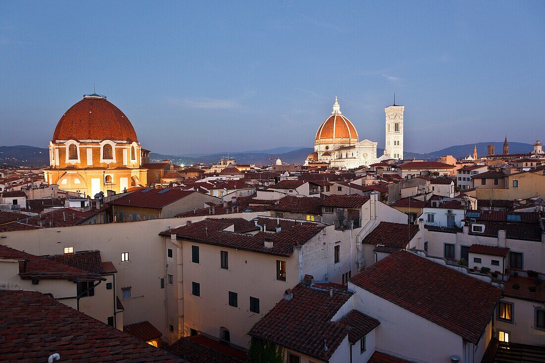 san lorenzo church and duomo in florence