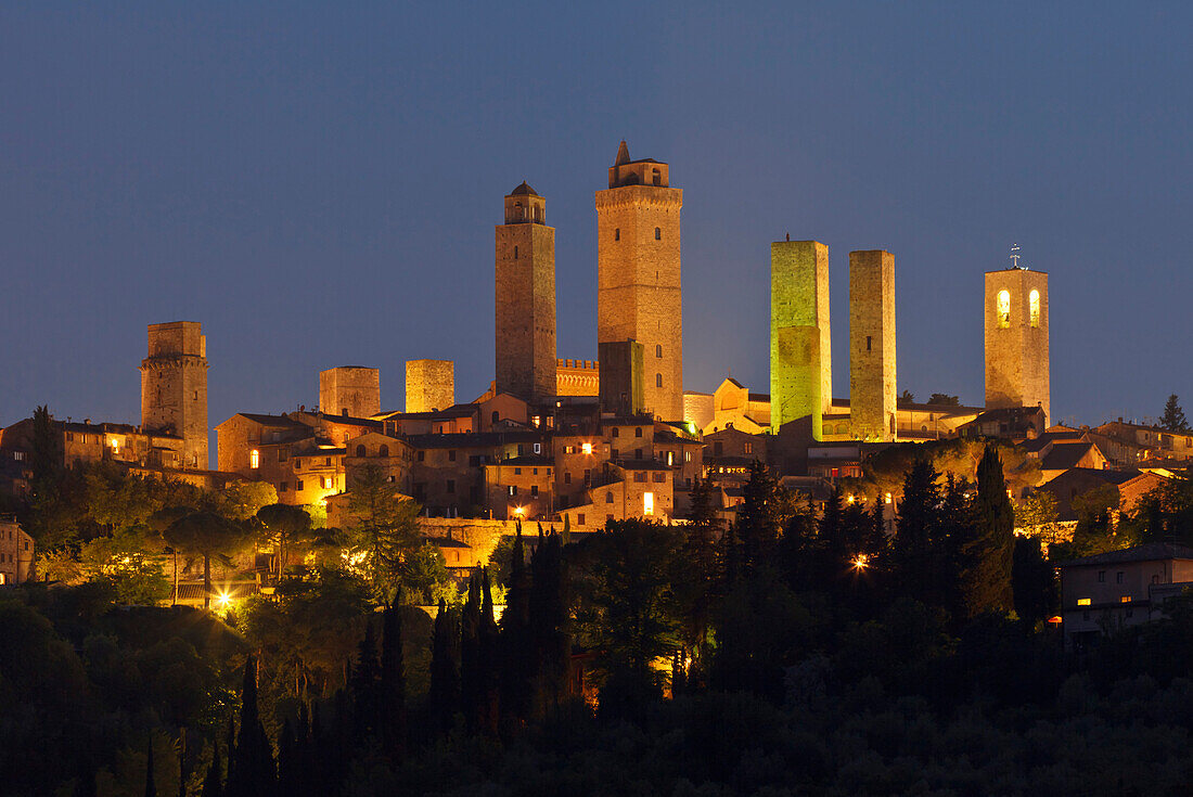 Cityscape with towers,  San Gimignano, hill town, UNESCO World Heritage Site, province of Siena, Tuscany, Italy, Europe