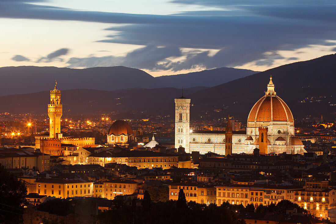 Cityscape with Palazzo Vecchio, Palazzo della Signoria, town hall and Duomo Santa Maria del Fiore, cathedral at night, historic centre of Florence, UNESCO World Heritage Site, Firenze, Florence, Tuscany, Italy, Europe