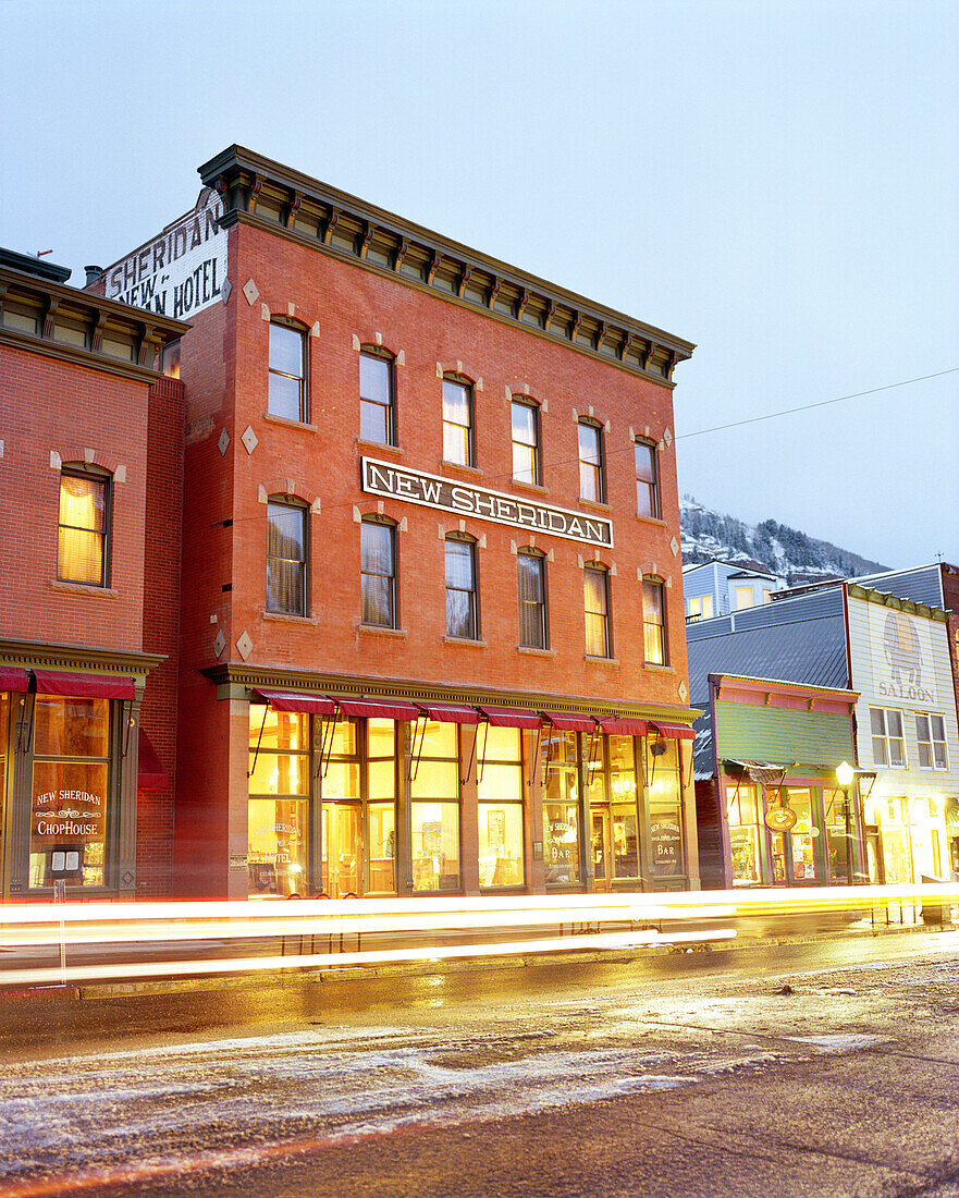 USA, Colorado, ski town of Telluride at night