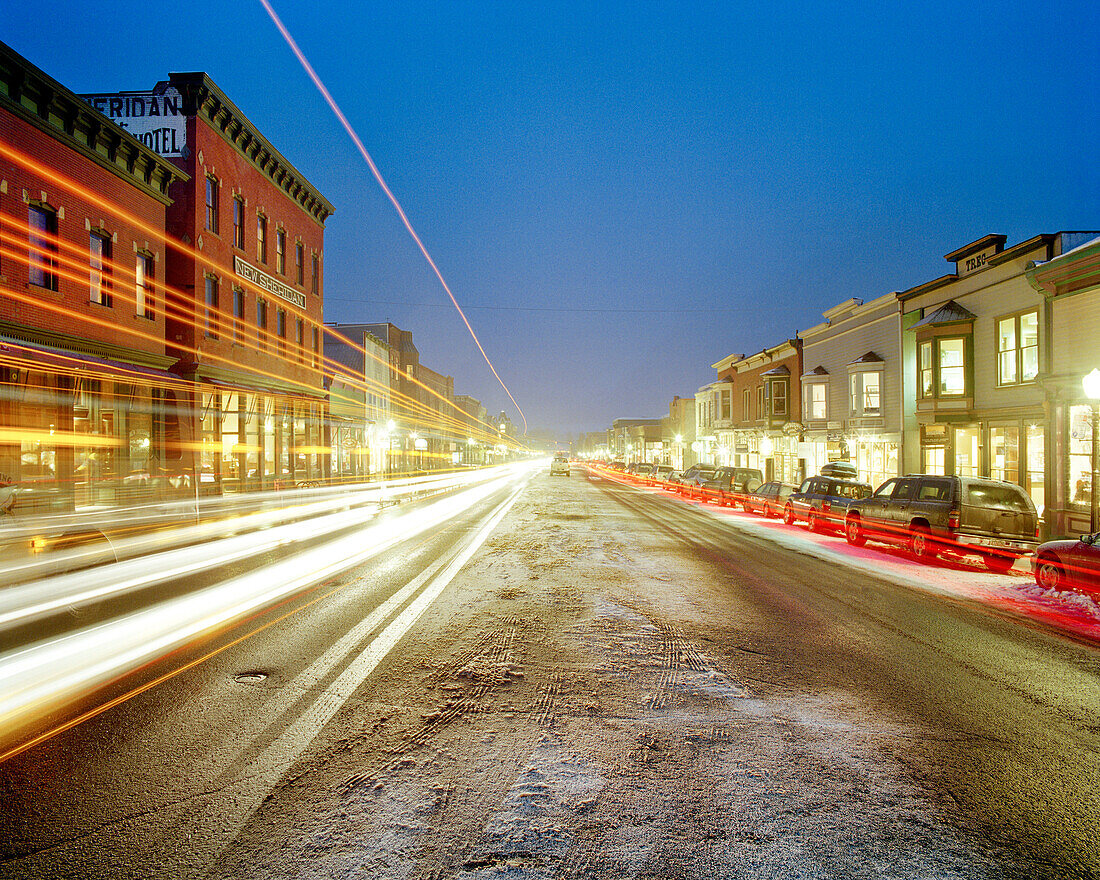 USA, Colorado, ski town of Telluride at night