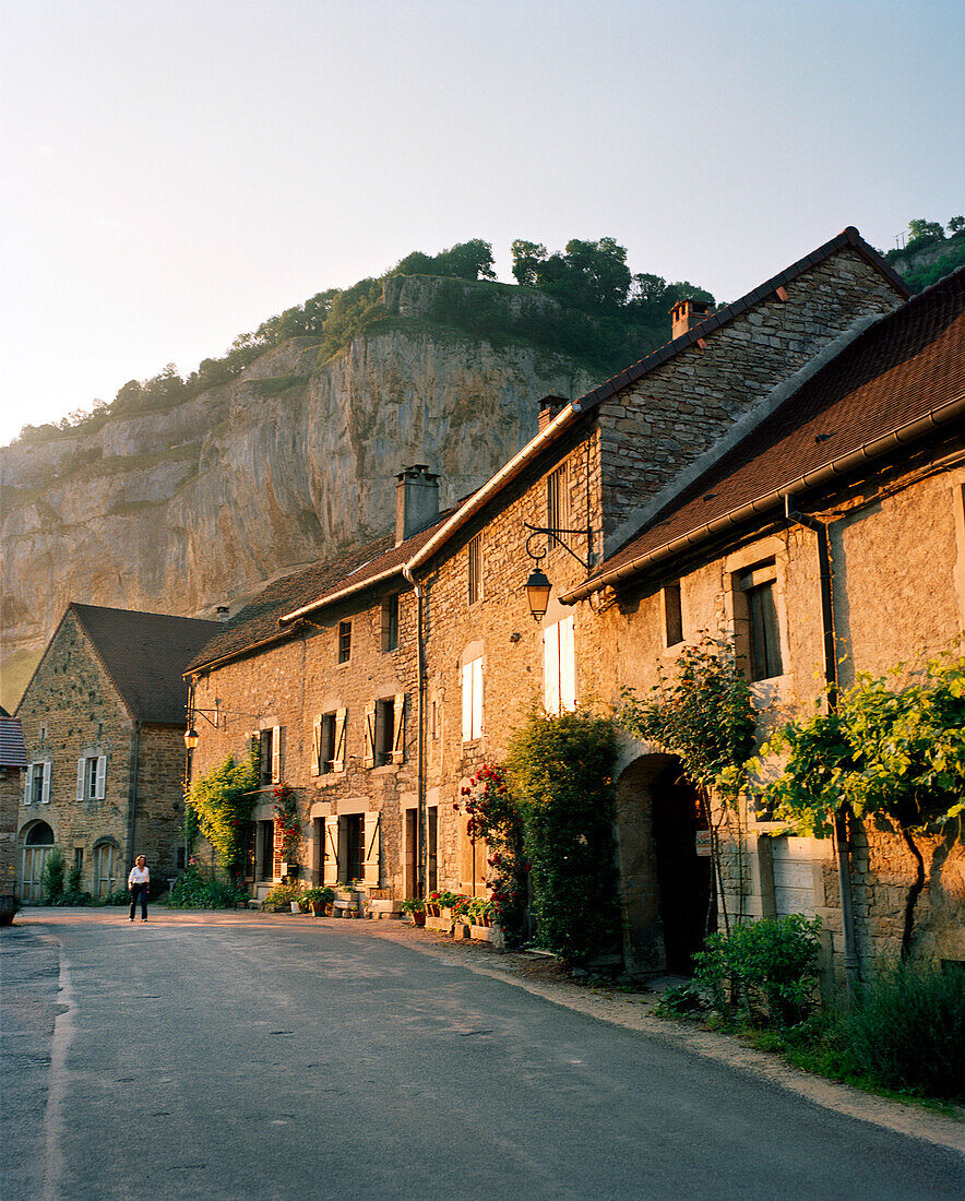 FRANCE, Baume les Messieurs, the village in the evening sun, Jura Wine Region