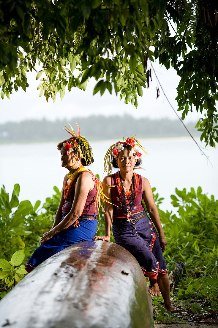 INDONESIA, Mentawai Islands, Kandui Resort, portrait of mature Mentawai women in traditional clothing