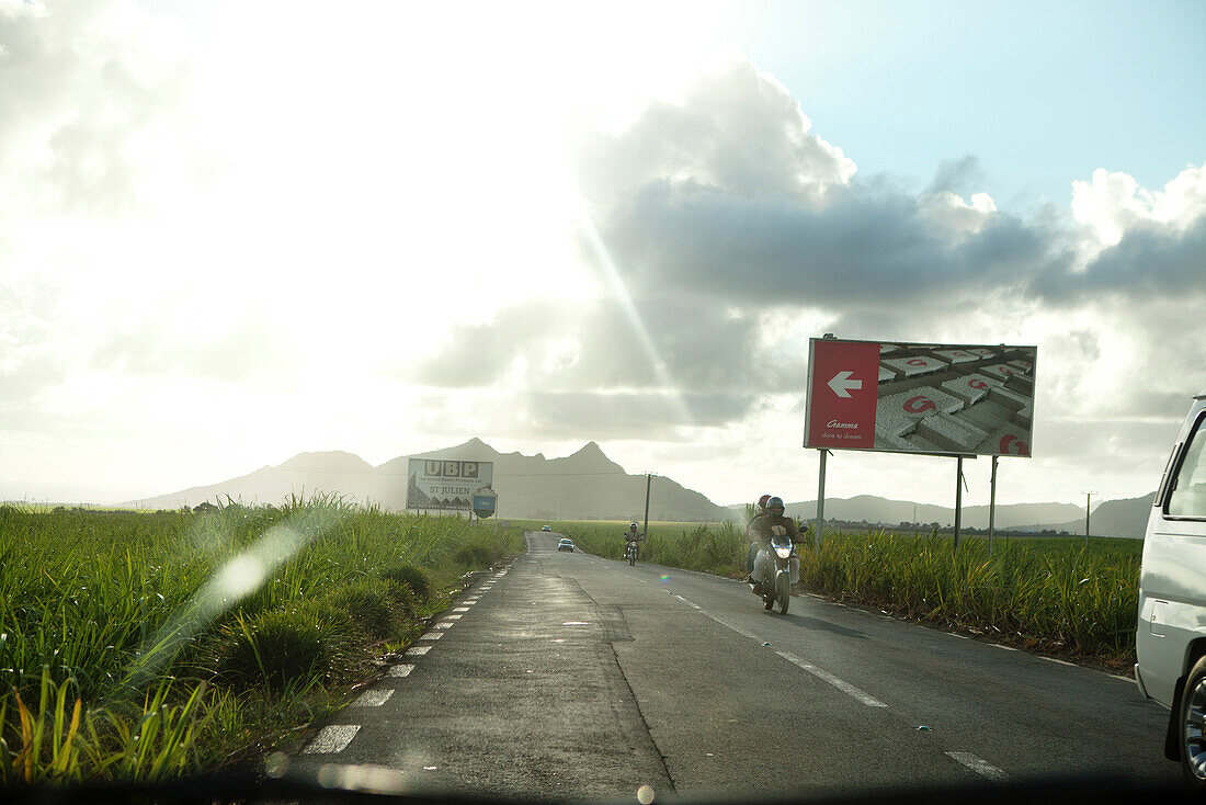 MAURITIUS, a road that will lead you to the capital city of Port Louis