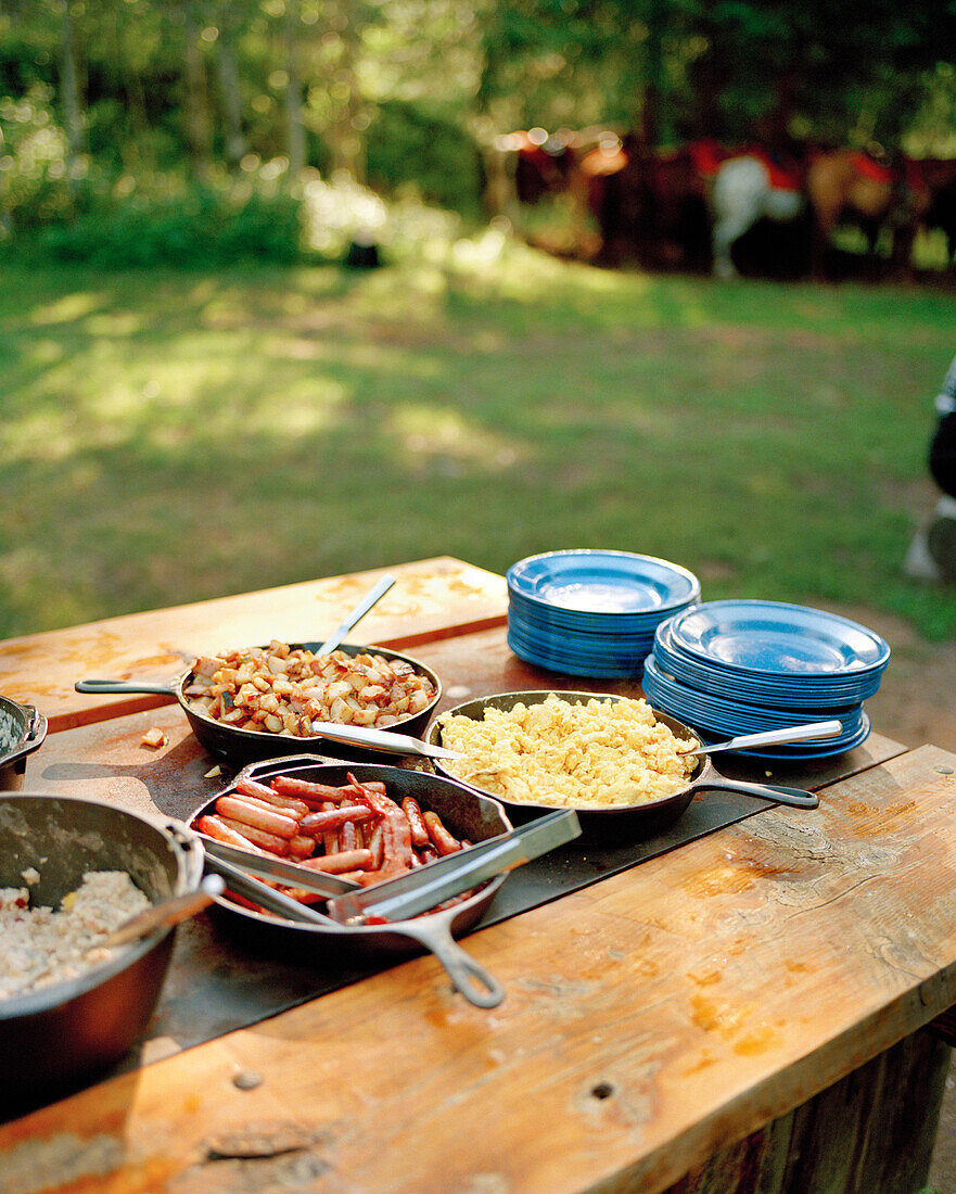 USA, Montana, food served during a breakfast horseback ride, Mountain Sky Guest Ranch