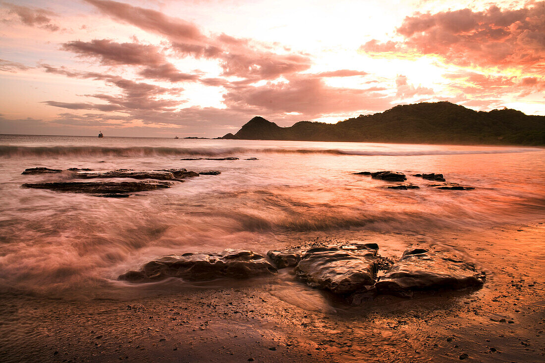 NICARAGUA, San Juan Del Sur, the bay and beach at Morgan's Rock Lodge, Morgan's Rock