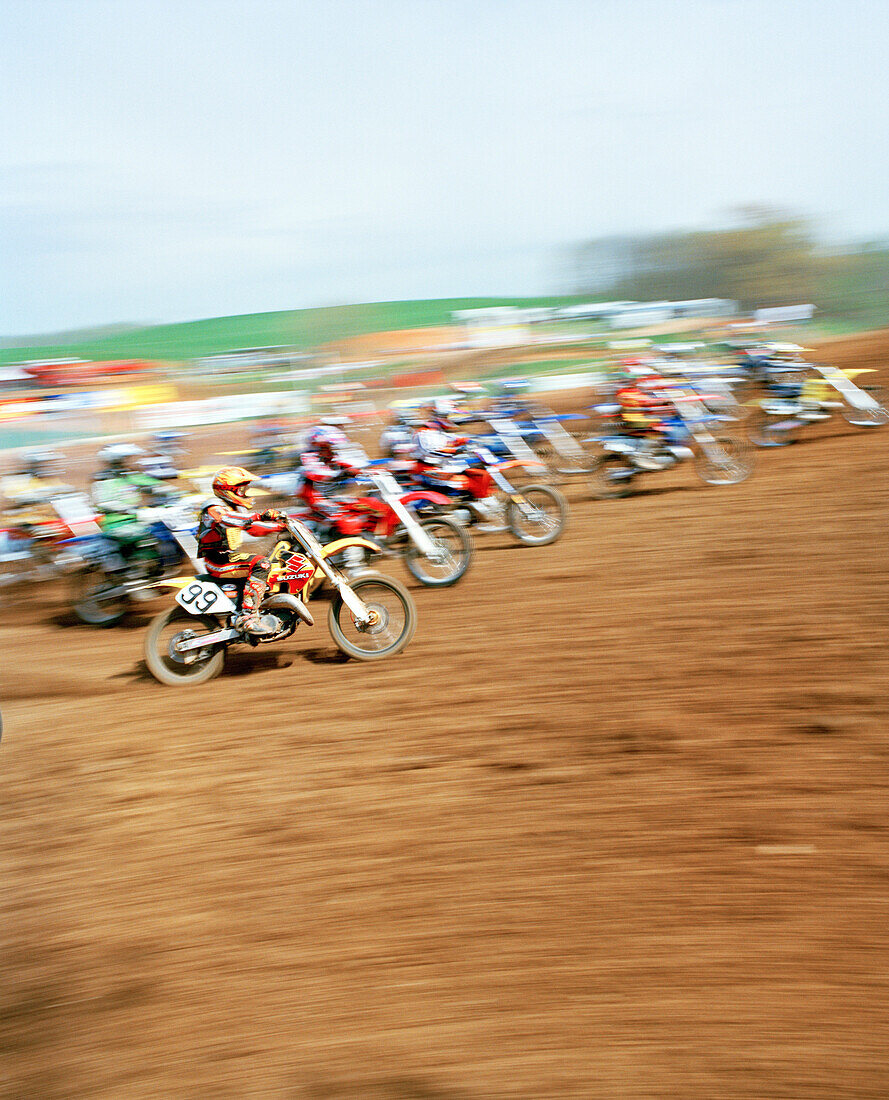 USA, Tennessee, the start of a motorcross race