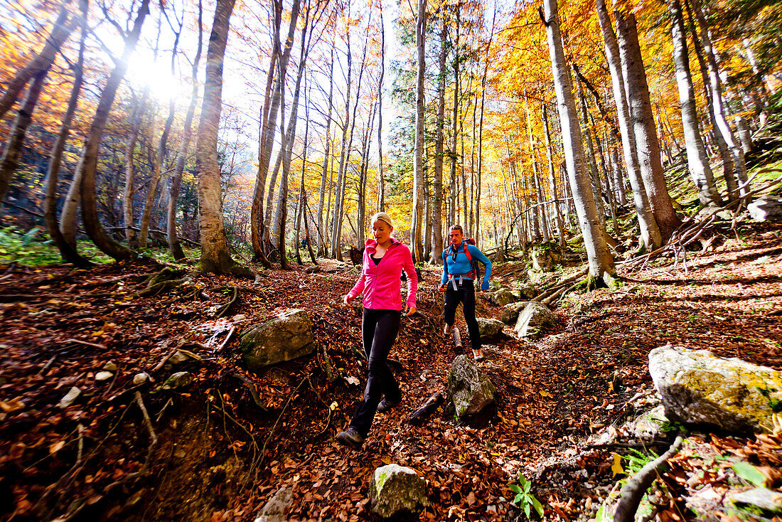 Couple hiking, Hochschwab mountain area, Styria, Austria