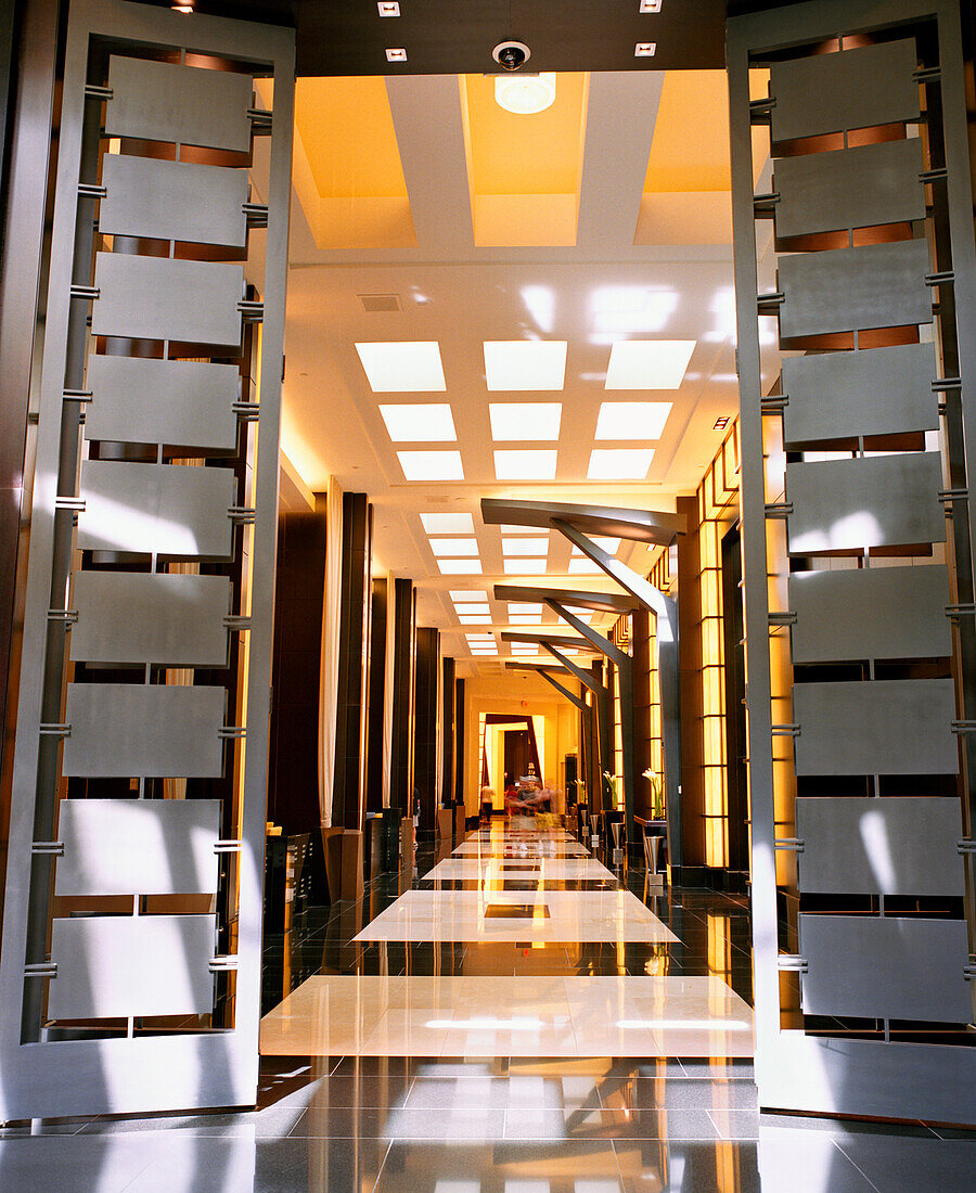 USA, Nevada, Las Vegas, interior of Mandalay Bay Hotel and Casino