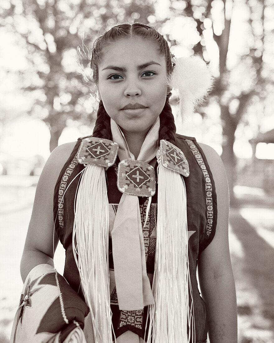 USA, Arizona, Holbrook, portrait of a Navajo princess (B&W)
