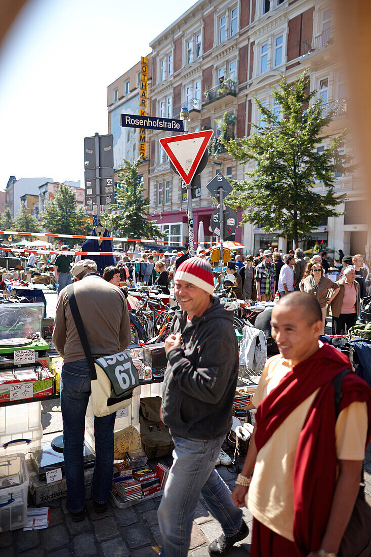 Visitors of the fleamarket at Schanzenfest, Schanze district, Hamburg, Germany