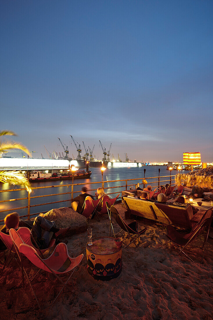 Beach bar Strand Pauli, Hafenstrasse, Hamburg harbour, Germany