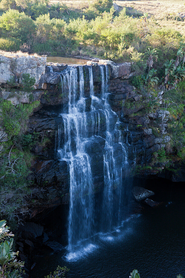 Wasserfall an der Wild Coast, Mbotyi, Ostkap, Suedafrika