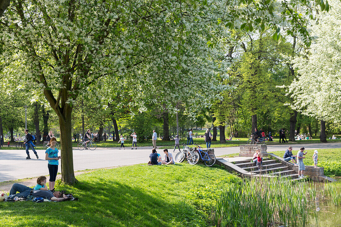 Clara-Zetkin-Park, Leipzig, Sachsen, Deutschland