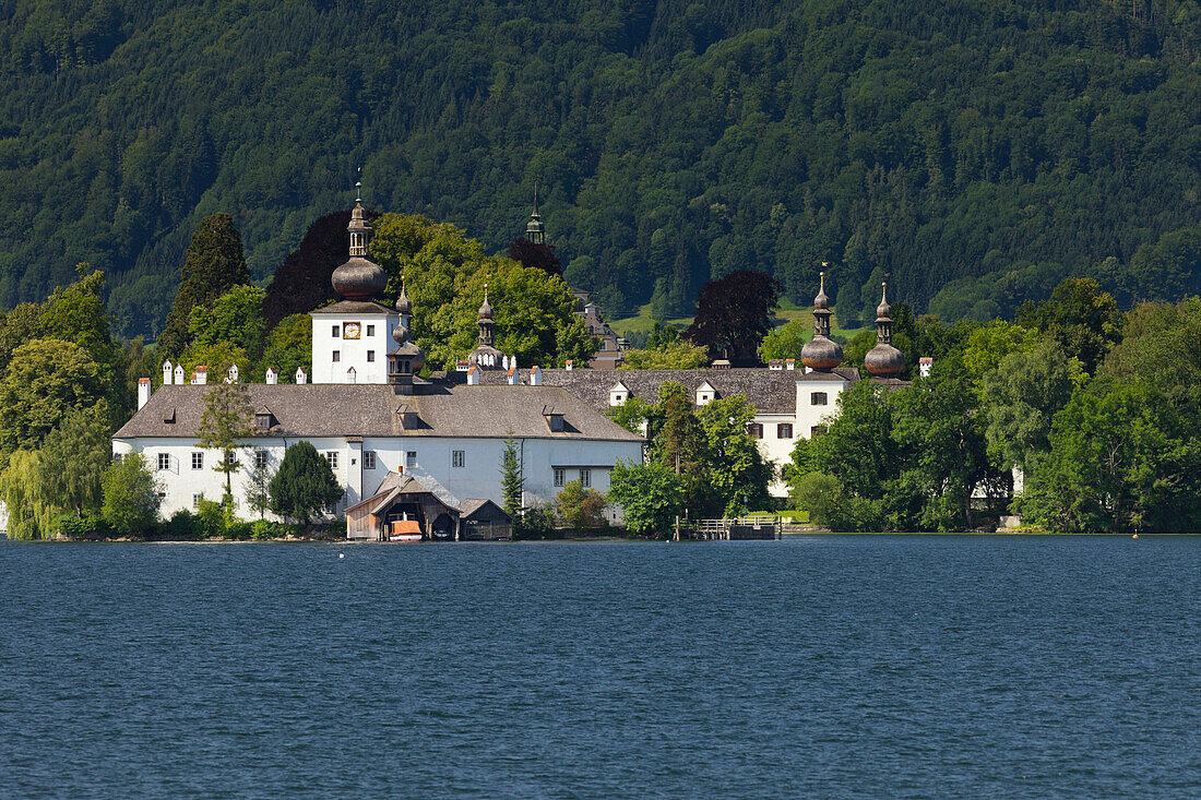 Orth castle, Traunsee, Gmunden, Salzkammergut, Upper Austria, Austria