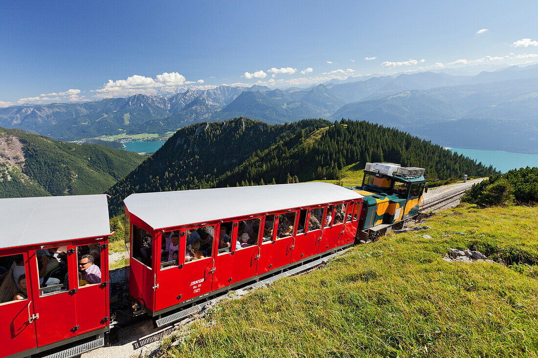 Schafbergbahn, Cog railway above lake Wolfgangsee, Salzkammergut, Schafberg, Salzburg Land, Austria