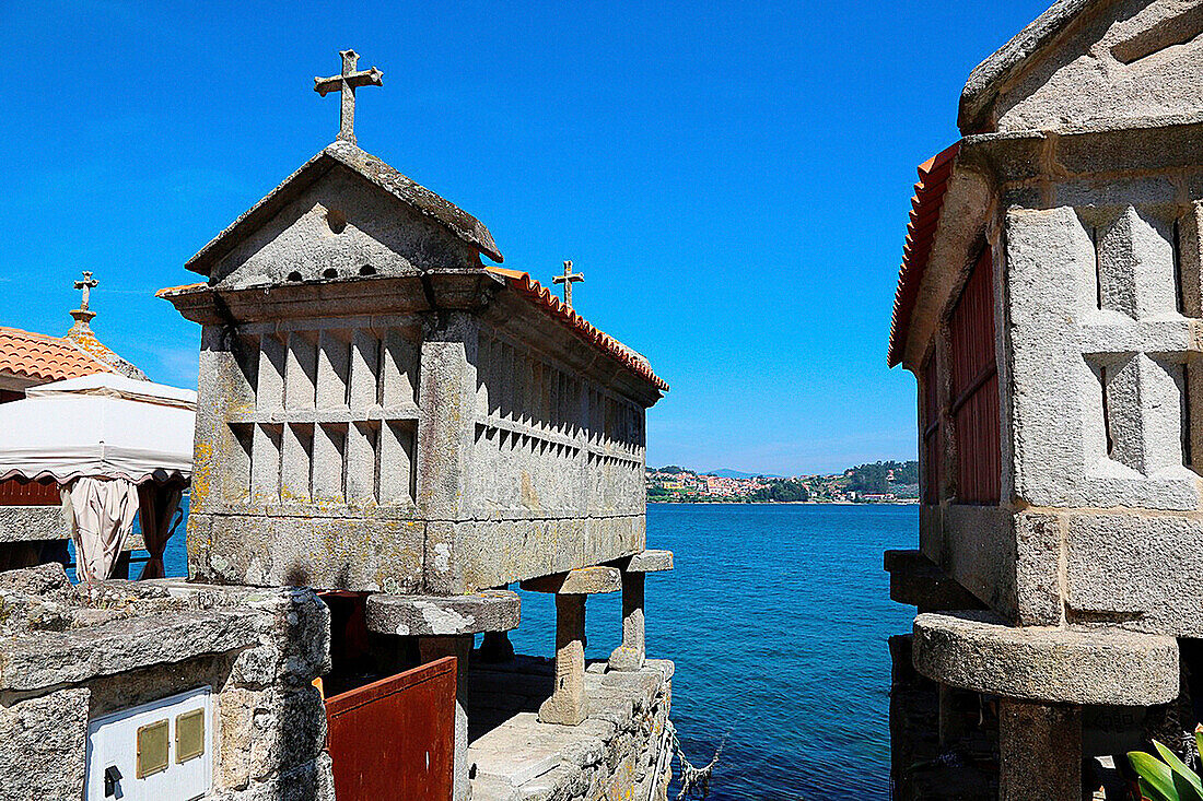 Horreos, Combarro, Poio, Ria de Pontevedra, Provinz Pontevedra, Galicien, Spanien.