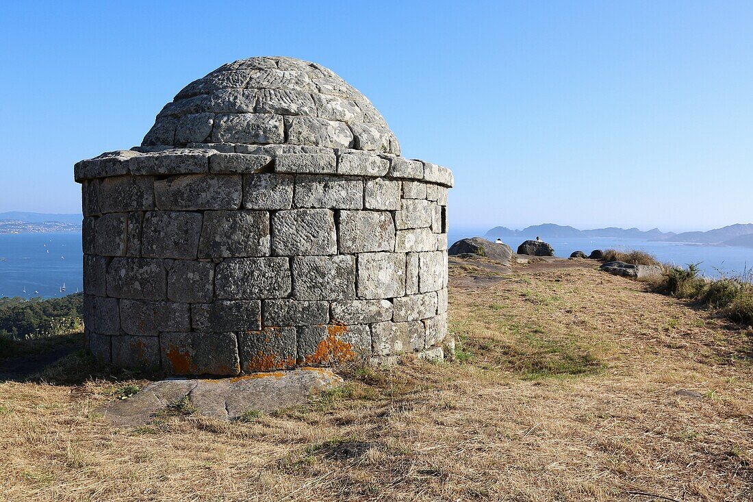 Poblado Castrexo Monte do Facho, Die eisenzeitliche Siedlung auf dem Berg Facho, Cabo de Home, Ria de Vigo, Cangas, Provinz Pontevedra, Galicien, Spanien