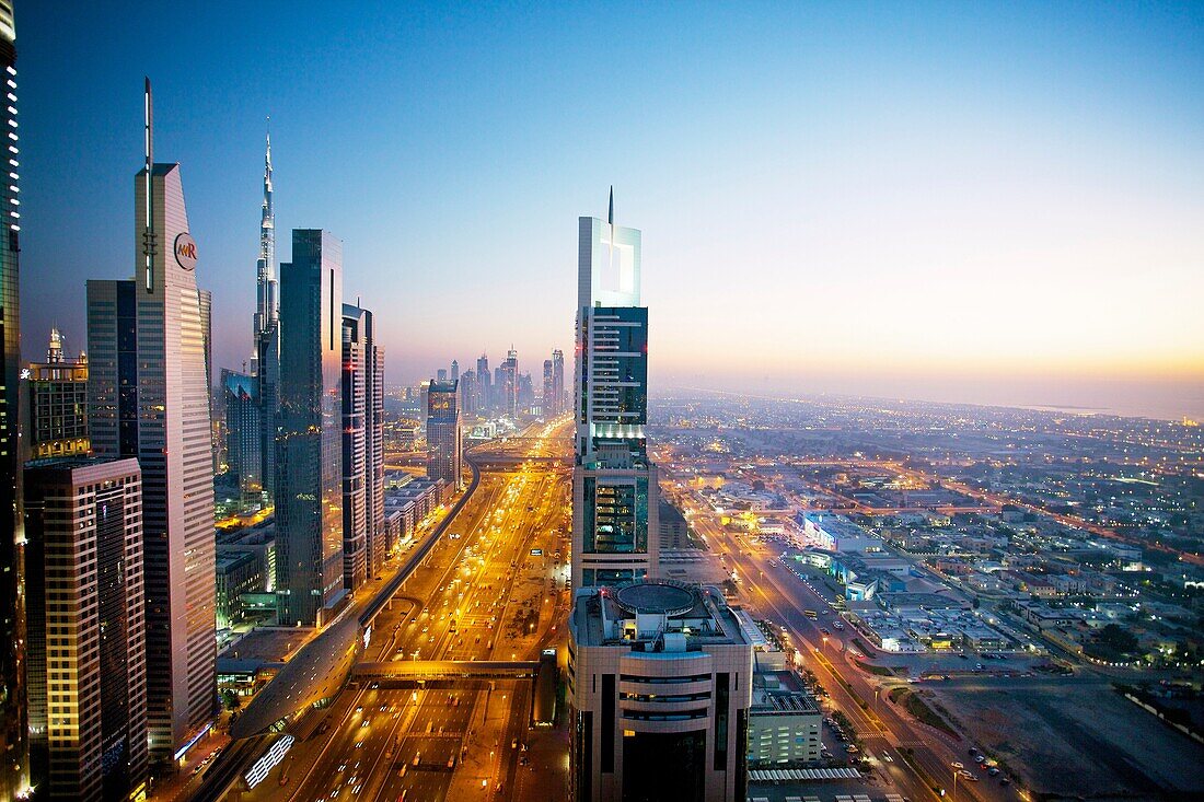 Sheik Zayed Avenue, Satwa district, Dubai City, Dubai, United Arab Emirates, Middle East.