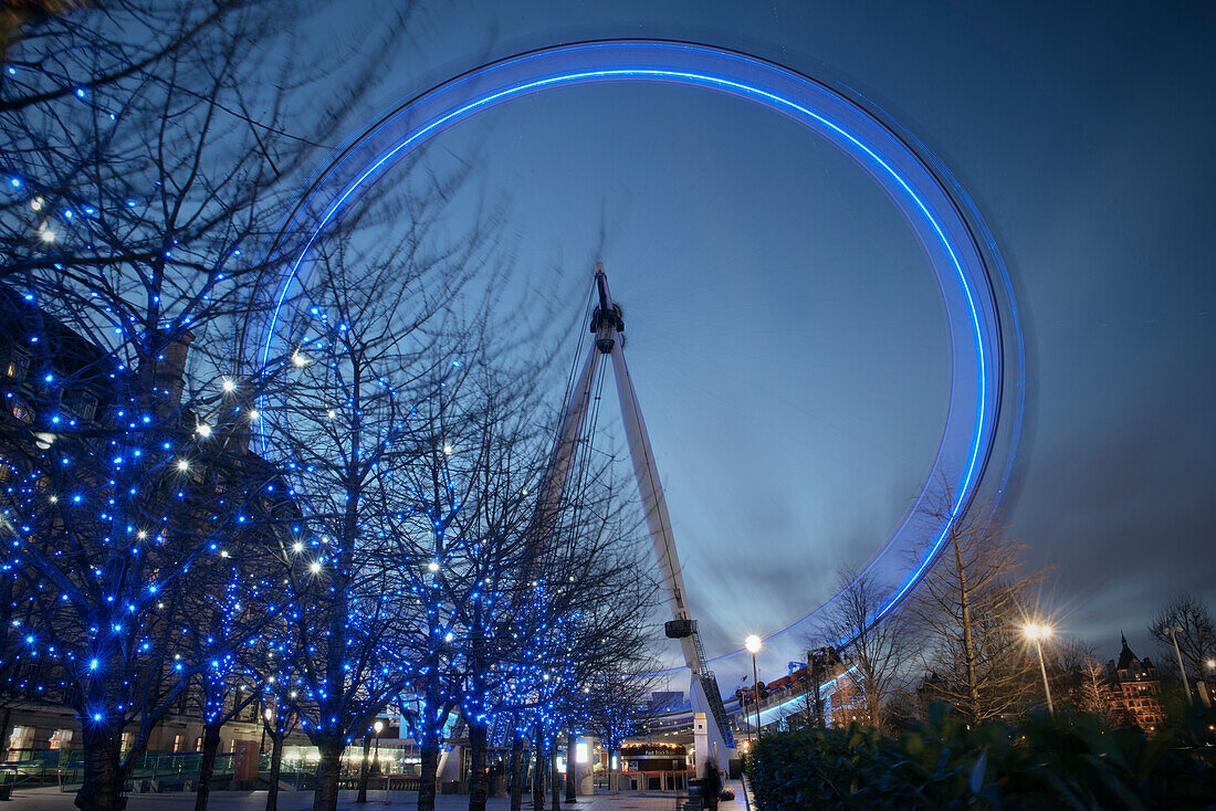 London Eye bei Nacht, Langzeitbelichtung, London, England, Vereinigtes Königreich, Europa