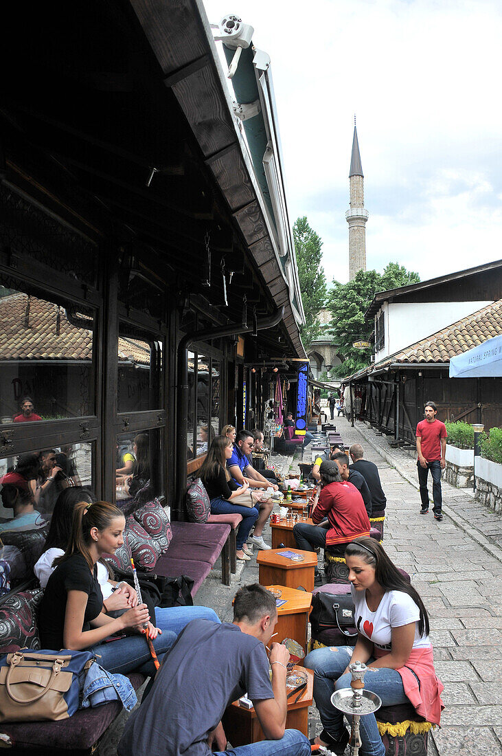 Café im Bascarsija in der Altstadt, Sarajevo, Bosnien und Herzegowina