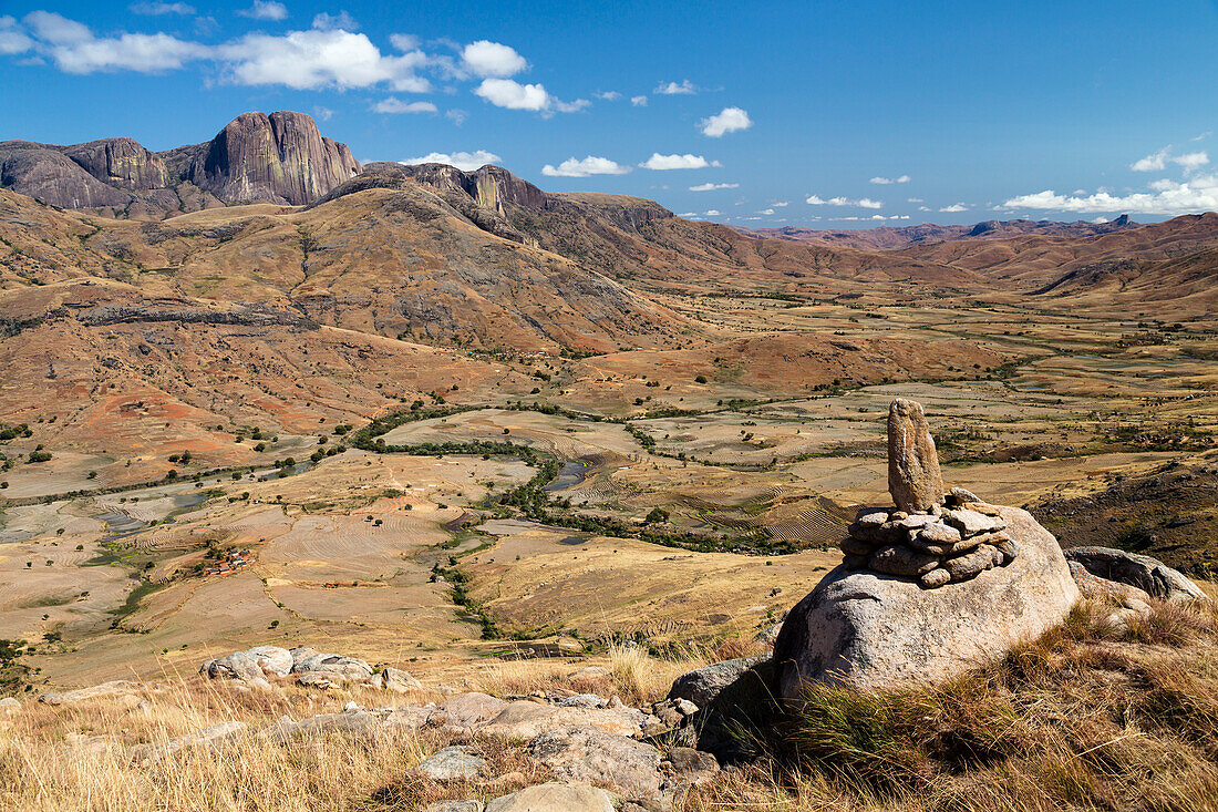 Tsaranoro Valley, highlands, South Madagascar, Africa