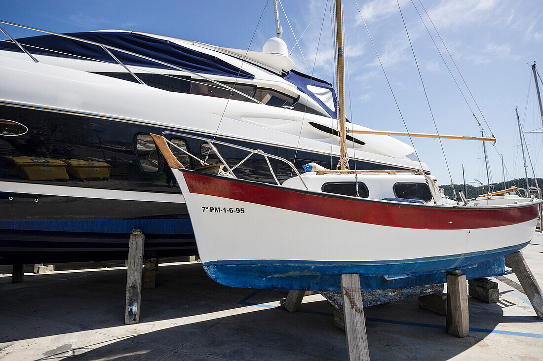 Boot im Hafen, Port d´Andratx, Mallorca, Spanien