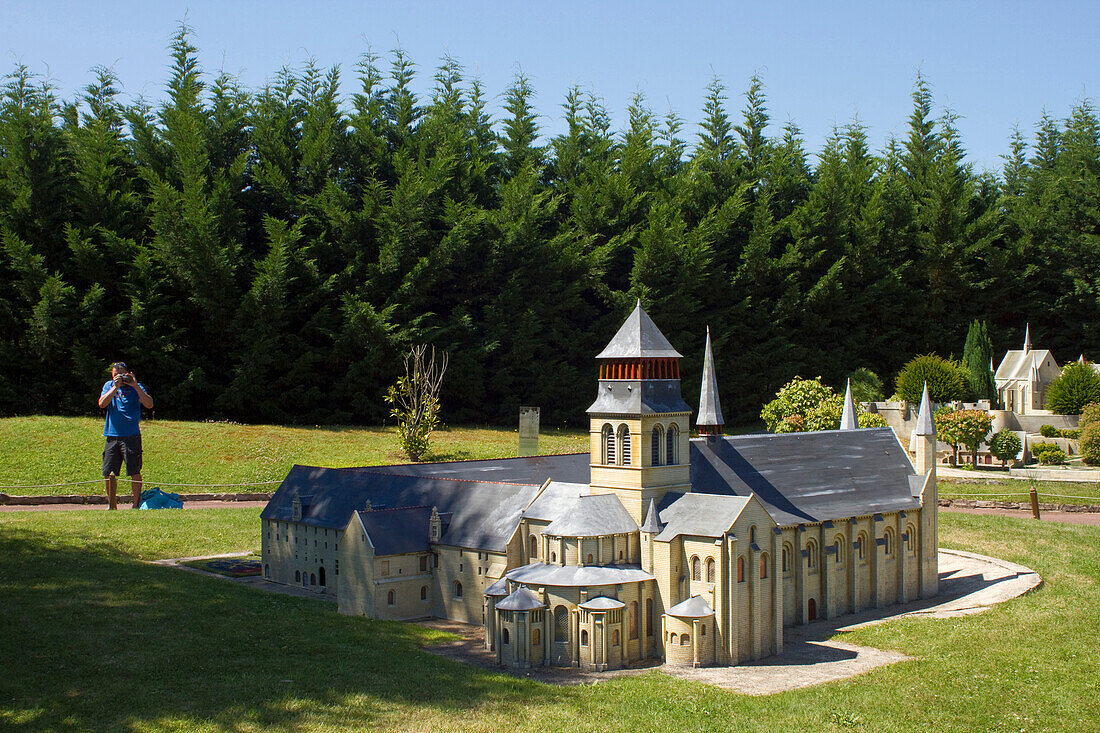 France, Loire Valley, Amboise, Mini-chateaux Val de Loire - a theme park displaying miniatures of The Loire valley's châteaux, Fontevraud Abbey